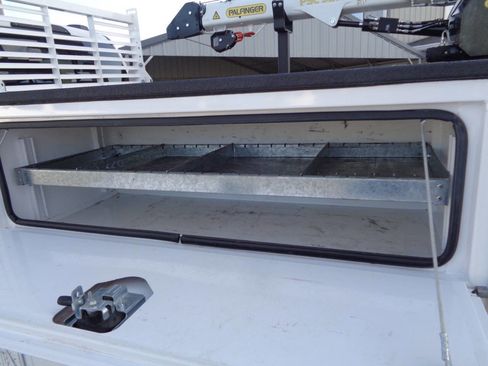 Used 2024 Ford F350 XL w/ XL Chrome Package image 65