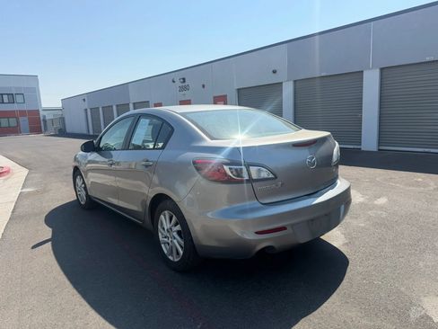 Used 2012 MAZDA MAZDA3 i Touring FWD image 4