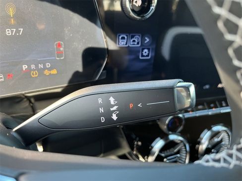 New 2026 Chevrolet Blazer EV LT image 16