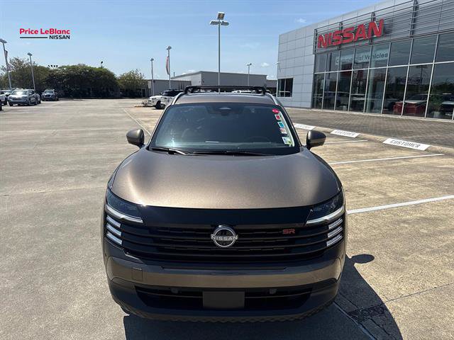 Certified 2025 Nissan Kicks SR FWD image 2