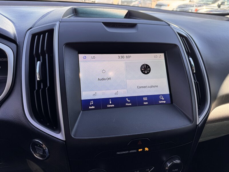 Used 2020 Ford Edge SEL FWD image 22