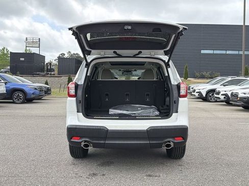 New 2026 Subaru Ascent Limited AWD/4WD image 12