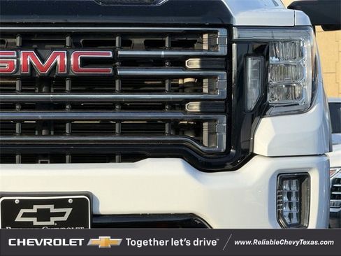 Used 2022 GMC Sierra 2500 AT4 image 4