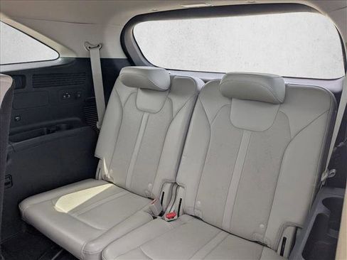 Used 2023 Kia Sorento S w/ Panoramic Sunroof Package FWD image 17