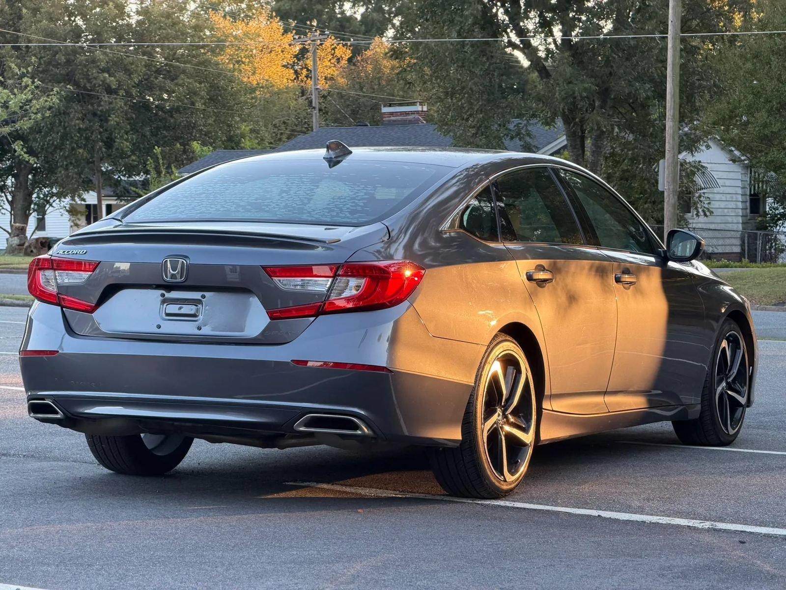 Used 2020 Honda Accord Sport image 8