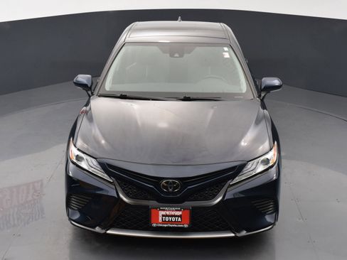 Used 2020 Toyota Camry XSE FWD image 27