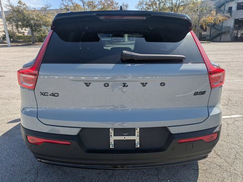 New 2026 Volvo XC40 B5 Ultra w/ Protection Package Premier image 5