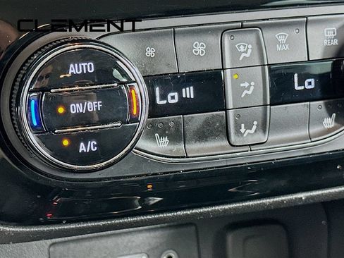 Used 2023 Buick Encore GX Select w/ Safety Package II AWD/4WD image 23