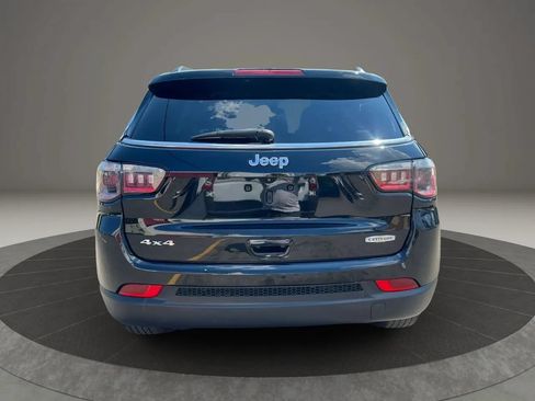 Used 2022 Jeep Compass Latitude AWD/4WD image 6