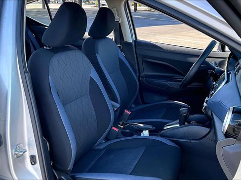 Used 2024 Nissan Versa SV w/ Trunk Package image 9