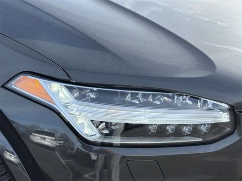 Certified 2023 Volvo XC90 B6 Plus w/ Protection Package image 7