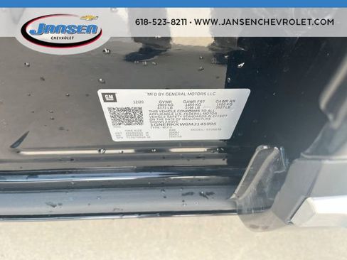 Used 2021 Chevrolet Traverse Premier image 34