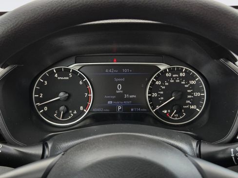 Used 2025 Nissan Altima 2.5 SV FWD image 26
