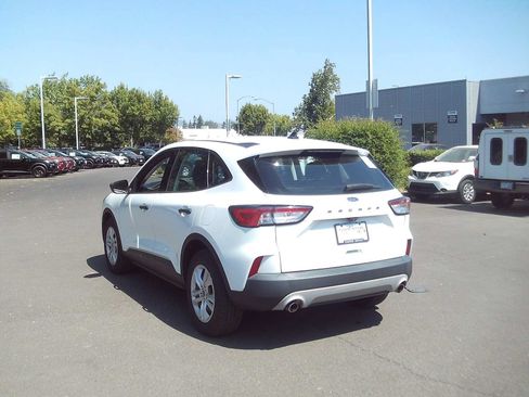 Used 2021 Ford Escape S FWD image 3