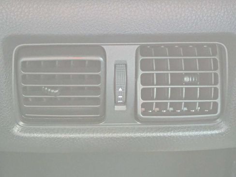 Used 2020 Toyota Camry XSE FWD image 20