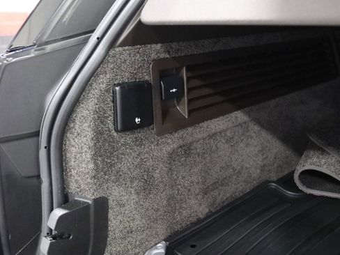 Used 2019 Land Rover Range Rover HSE image 36