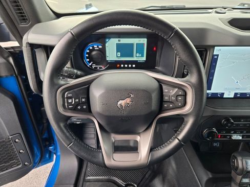 Used 2024 Ford Bronco Black Diamond image 31