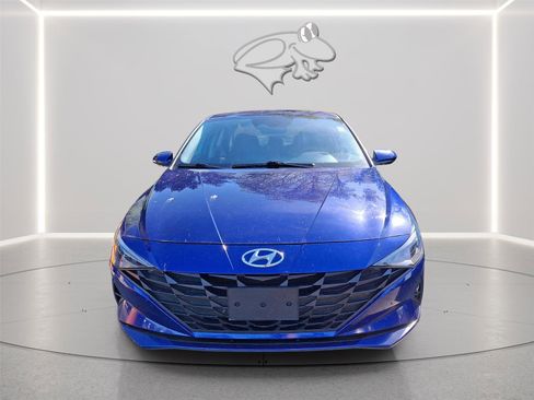 Used 2021 Hyundai Elantra SE FWD image 6