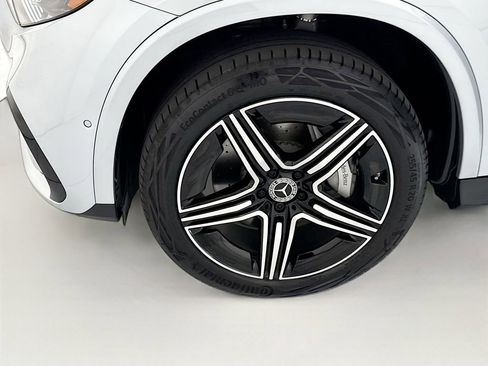Certified 2026 Mercedes-Benz GLC 300 image 29