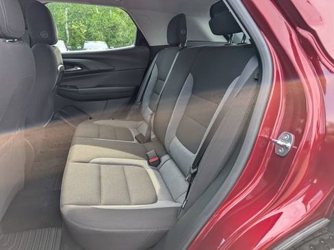 Used 2023 Chevrolet TrailBlazer LS AWD/4WD image 14