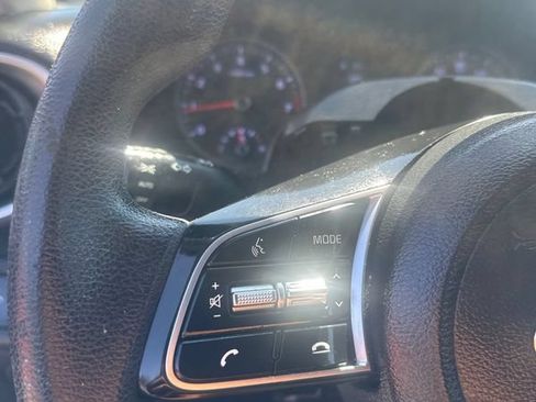 Used 2019 Kia Forte LXS FWD image 28