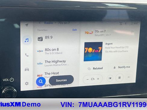 Certified 2024 Toyota Corolla Cross L image 23