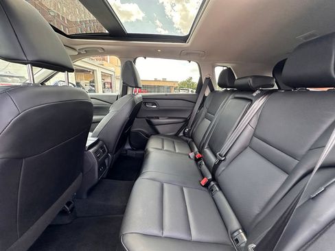 Certified 2025 Nissan Rogue SV w/ SV Premium Package FWD image 13