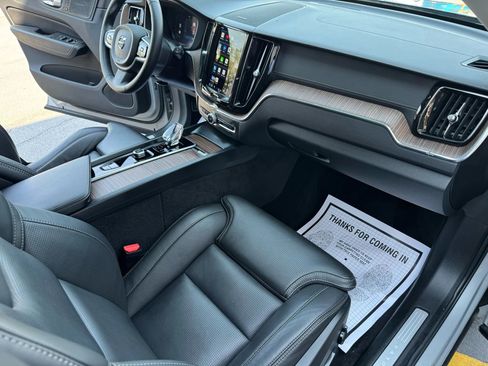 Used 2023 Volvo XC60 B5 Ultimate w/ Climate Package image 14