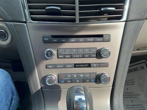 Used 2011 Lincoln MKT AWD w/ 201A Rapid Spec Order Code image 24