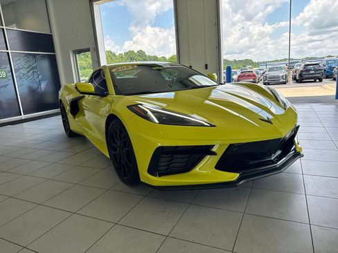 Used 2023 Chevrolet Corvette Stingray Premium Conv w/ Battery Protection Package RWD image 12