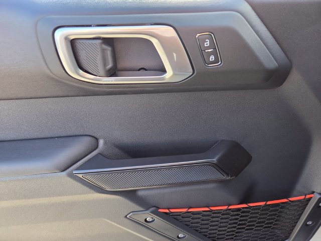 New 2026 Ford Bronco Raptor w/ Interior Carbon Fiber Pack AWD/4WD image 9