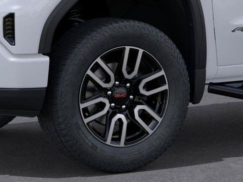 New 2026 GMC Sierra 1500 AT4 w/ AT4 Premium Package AWD/4WD image 9