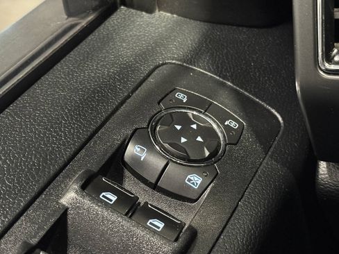 Used 2018 Ford F150 Lariat w/ Equipment Group 502A Luxury AWD/4WD image 35