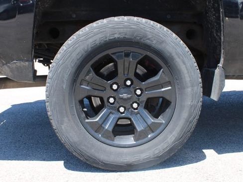 Used 2016 Chevrolet Silverado 1500 LT w/ Midnight Edition AWD/4WD image 34