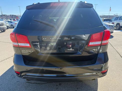 Used 2012 Dodge Journey R/T w/ Flexible Seating Group image 6