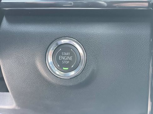 New 2026 GMC Terrain AT4 w/ Technology Package II AWD/4WD image 17