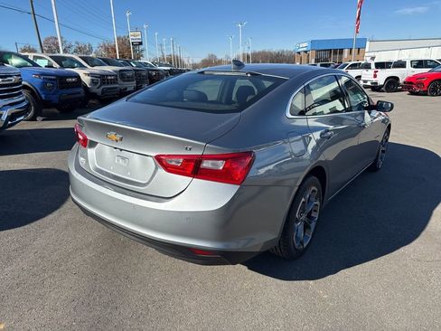 Used 2024 Chevrolet Malibu LT image 5