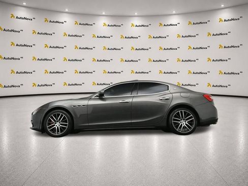 Used 2017 Maserati Ghibli RWD image 36