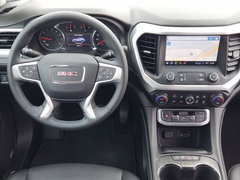 Used 2023 GMC Acadia SLT image 26