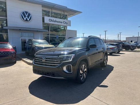 New 2026 Volkswagen Atlas SE AWD/4WD image 1