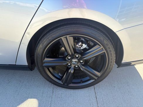 Certified 2025 Honda Accord Sport image 35