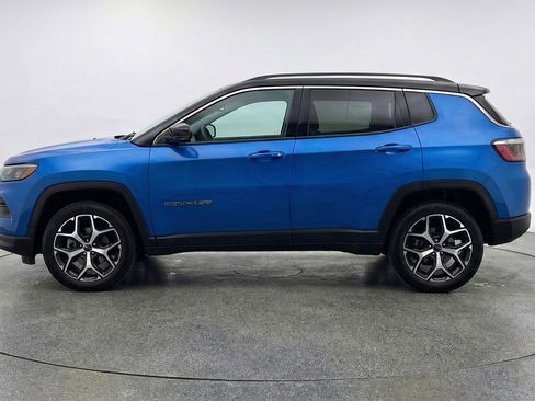 Used 2025 Jeep Compass Limited AWD/4WD image 5