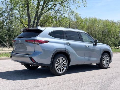Used 2022 Toyota Highlander Platinum image 39