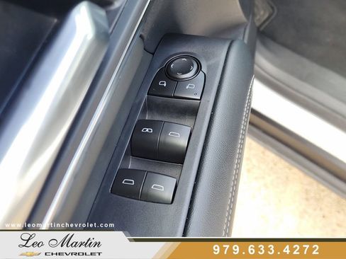 Used 2026 GMC Terrain Elevation w/ Elevation Premium Package FWD image 18