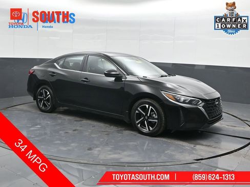Used 2025 Nissan Sentra SV FWD image 4