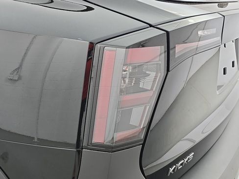 New 2026 Nissan Kicks SR FWD image 33