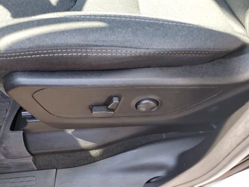 Used 2022 RAM 1500 Big Horn AWD/4WD image 18
