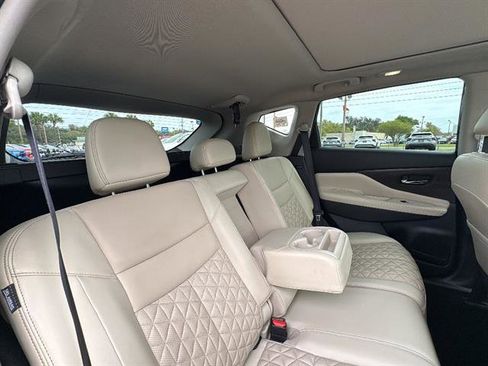 Used 2023 Nissan Murano Platinum w/ Cargo Package FWD image 11
