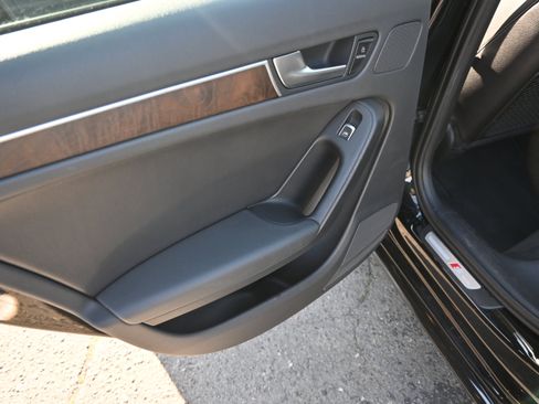 Used 2016 Audi A4 2.0T Premium w/ Audi MMI Navigation Plus image 21