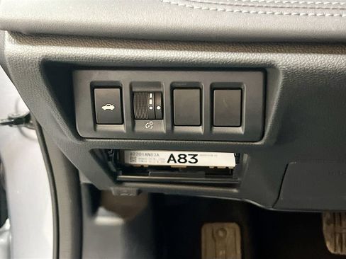 Used 2025 Subaru Legacy Limited AWD/4WD image 10